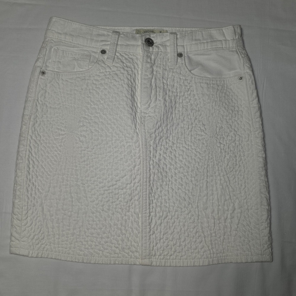 Lucky Brand Quilted  White Mini Skirt. Size 4/27 Handcrafted